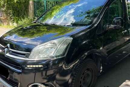 Citroen Berlingo 210.362 km 3.990 &euro; Berlin 14163