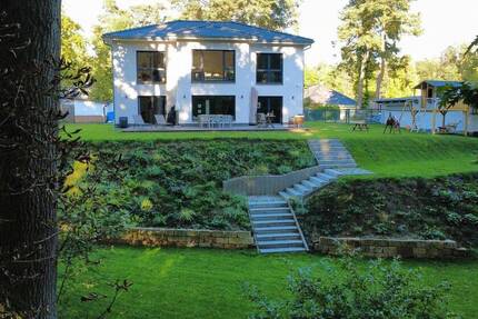 Elegantes Einfamilienhaus mit 6 Zimmern in Stahnsdorf