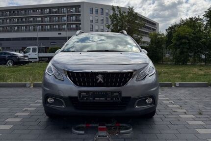 Peugeot 2008 60.000 km 9.900 &euro; Berlin 13599
