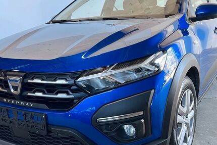 Dacia Sandero 43.883 km 12.500 € Potsdam-Drewitz b.Berlin 14478