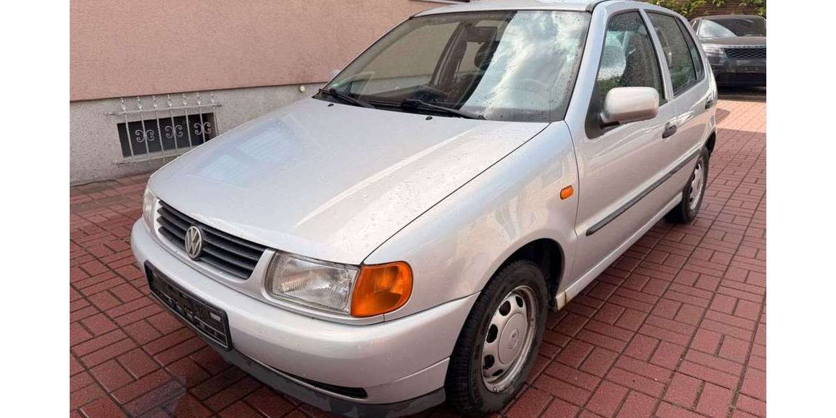 VW Polo 180.000 km 399 &euro; Berlin 12355