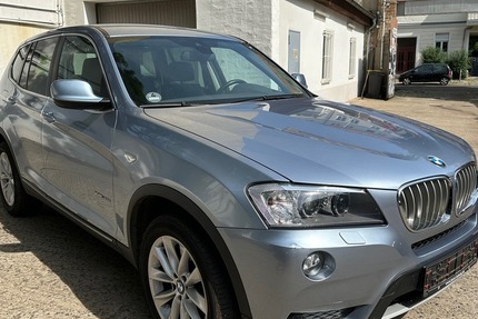 BMW X3 xDrive30d xLine Head Up Kamera Leder AHK 199.567 km 13.299 € Berlin 10247