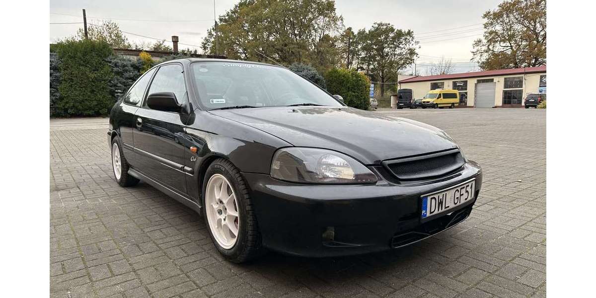 Honda Civic 334.975 km 10.000 € Berlin 10115