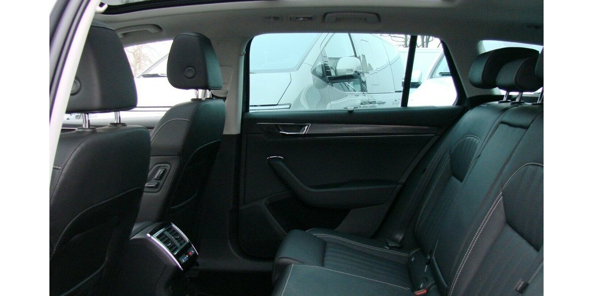 Skoda Superb 2.0TDI Style Pano ACC Columbus Standheizung 26.128 km 36.980 &euro; Falkensee 14612