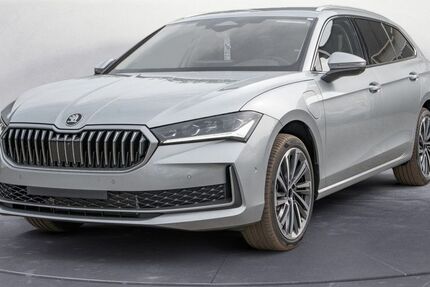 Skoda Superb 10.000 km 44.980 &euro; Schwielowsee OT Geltow 14548