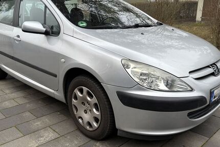 Peugeot 307 82.622 km 2.900 &euro; Berlin 10247