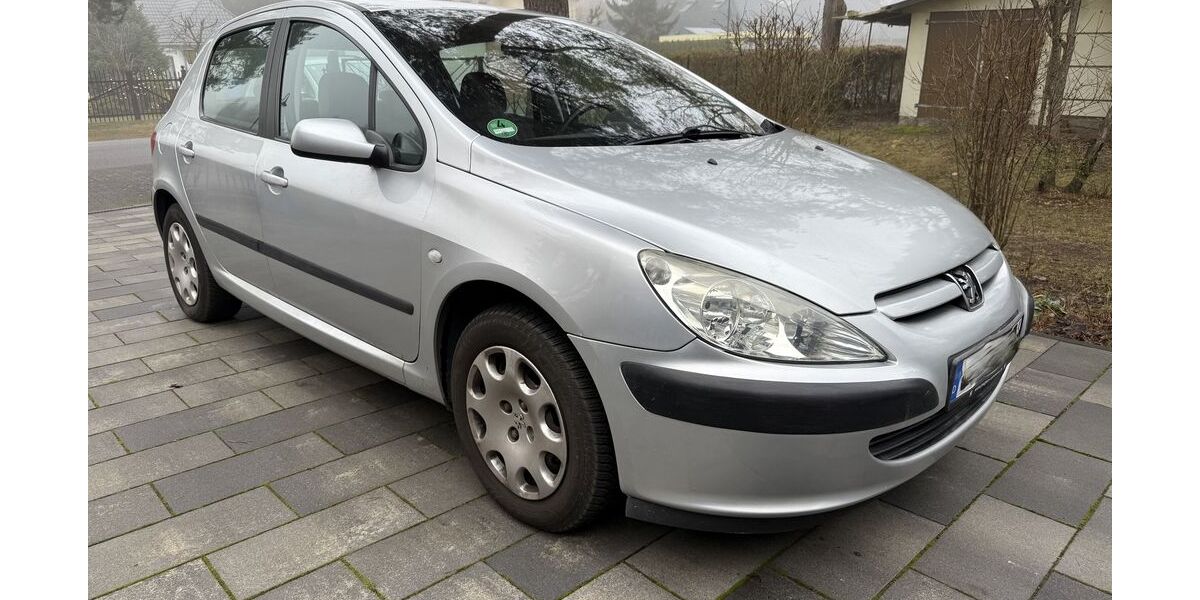 Peugeot 307 82.622 km 2.900 &euro; Berlin 10247
