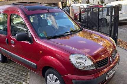 Renault Kangoo 131.000 km 4.890 € Berlin 13403