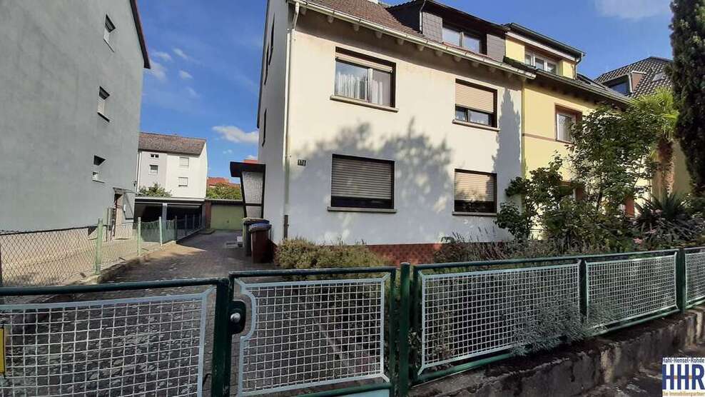 Haus zum Kaufen in Mannheim 215.000 € 166 m²