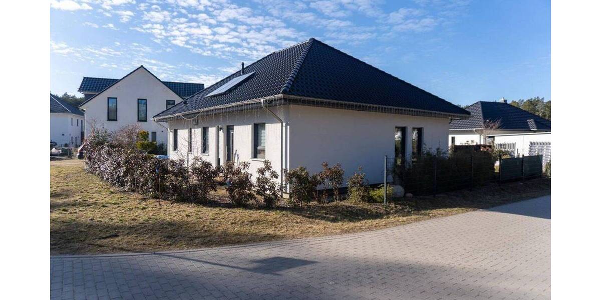 Bungalow Borkwalde - 3 Zimmer, 115 m&sup2;, 445.000&euro; | Angebot:26098904