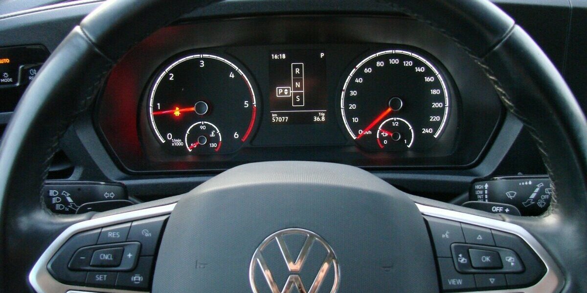 VW Caddy Maxi 2,0TDI 7Sitze Tempomat AHK 57.708 km 27.980 &euro; Falkensee 14612