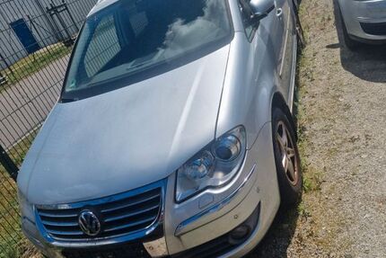 VW Touran 182.000 km 1.200 &euro; Potsdam 14478