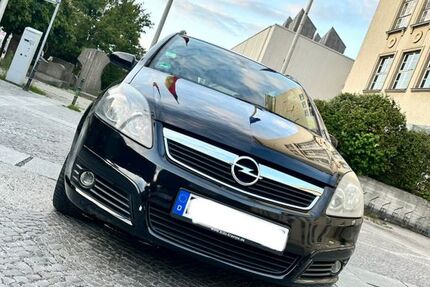 Opel Zafira 221.942 km 2.200 &euro; Berlin 12103