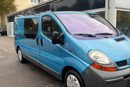 Renault Trafic 244.000 km 5.990 &euro; Berlin 12349