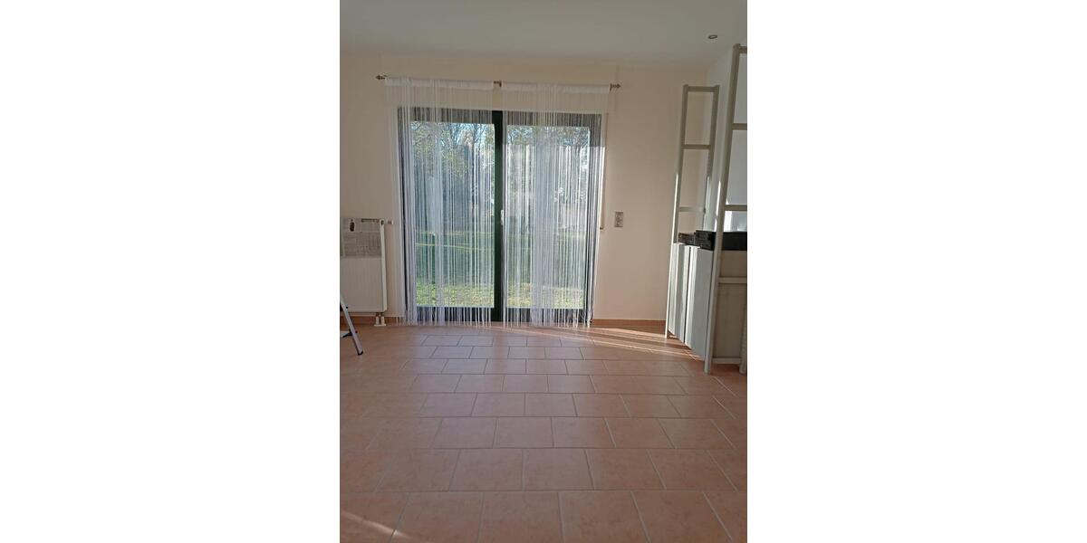 Etagenwohnung Potsdam Drewitz - 3 Zimmer, 112 m&sup2;, 2.050&euro; | Angebot:25300861