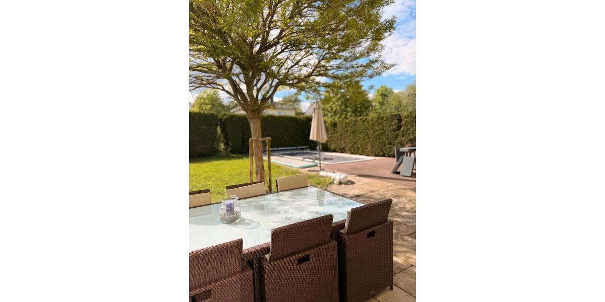 Villa Kleinmachnow - 6 Zimmer, 182 m&sup2;, 3.500&euro; | Angebot:26554802