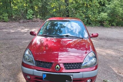 Renault Clio 177.200 km 850 &euro; Berlin 13505