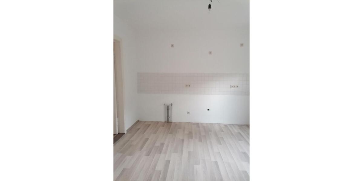 Einfamilienhaus Falkensee - 3 Zimmer, 100 m&sup2;, 1.900&euro; | Angebot:26224360