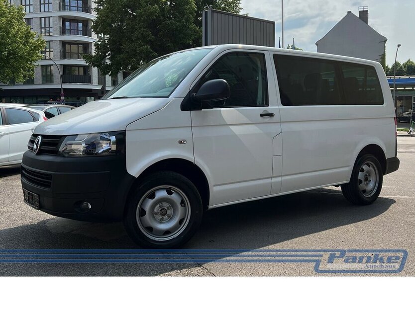 T5 Transporter Kombi 1. Hand 8 sitzer