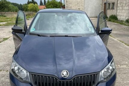 Skoda Fabia 56.300 km 8.200 &euro; Berlin 13125