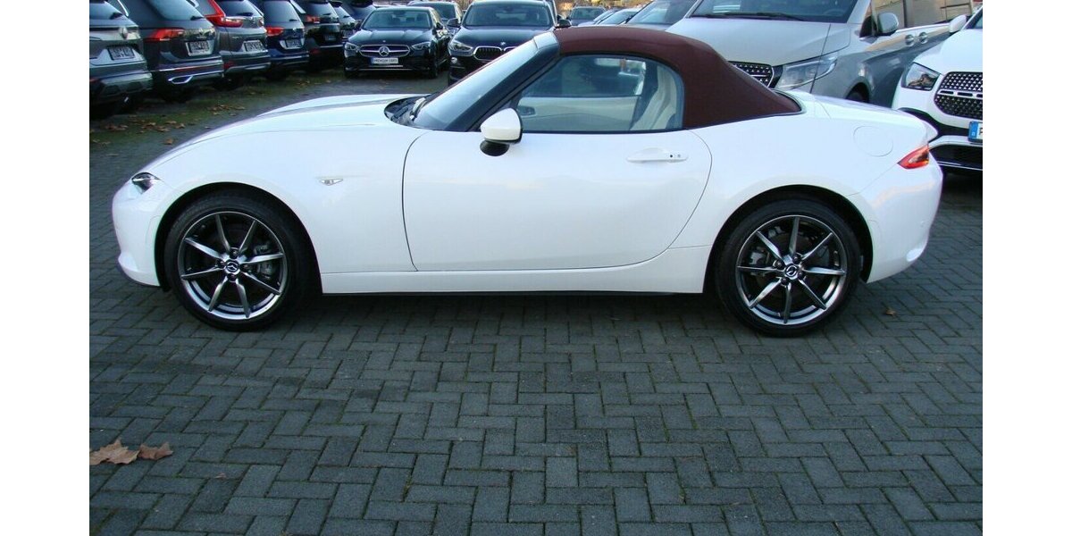 Mazda MX-5 2.0 SKYACTIV-G 184 Advantage Design Bose Kame 10.139 km 27.980 &euro; Falkensee 14612