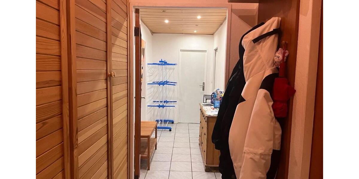 Dachgeschoßwohnung Berlin Spandau - 4 Zimmer, 90 m&sup2;, 600&euro; | Angebot:26691718
