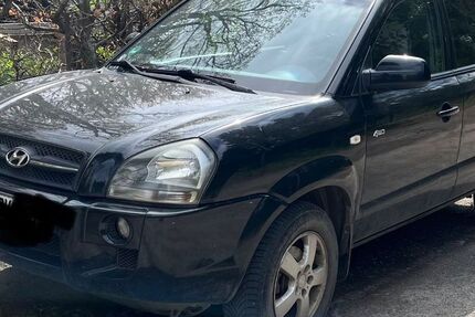Hyundai TUCSON 165.000 km 4.500 &euro; Schönwalde-Glien 14621