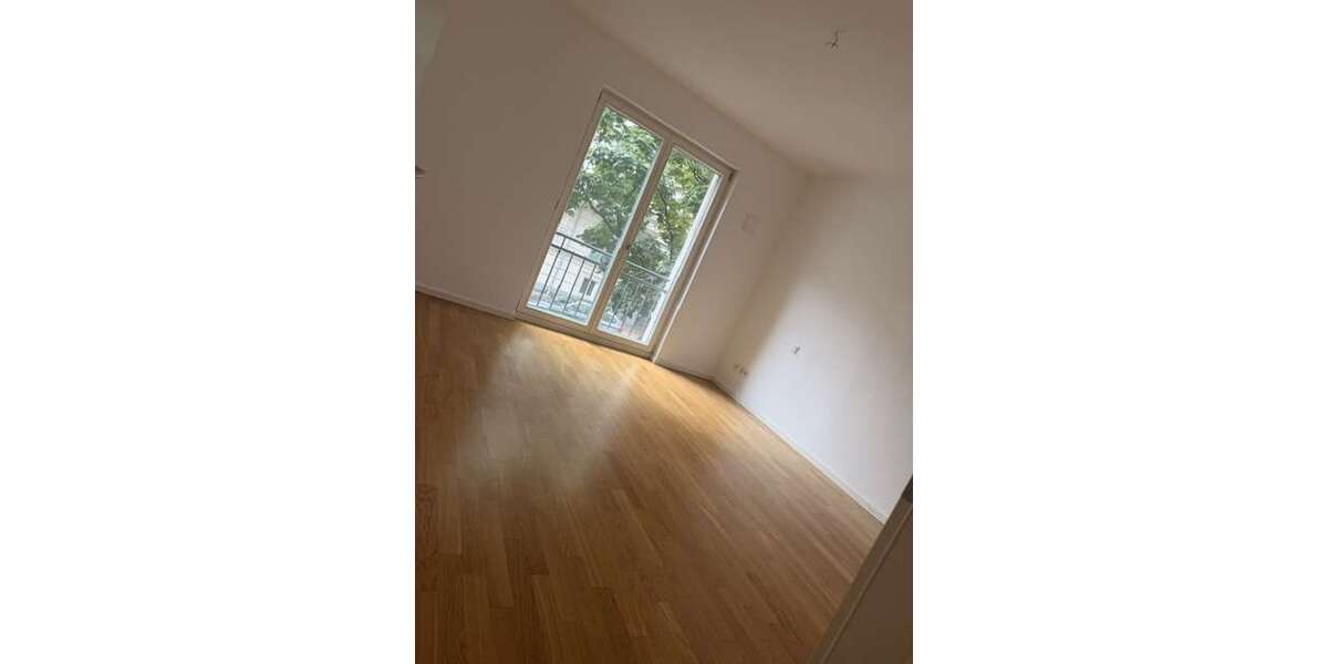 Etagenwohnung Berlin Mitte - 2 Zimmer, 64 m&sup2;, 1.550&euro; | Angebot:27348248