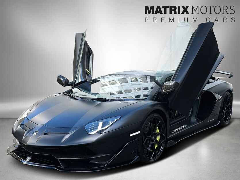 Lamborghini Aventador 14.746 km 599.890 € Berlin 10777
