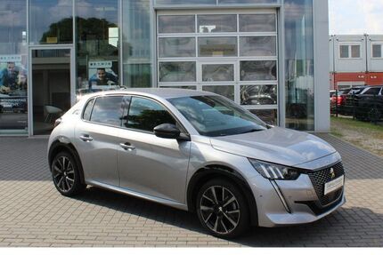 Peugeot 208 29.678 km 20.999 € Potsdam 14482