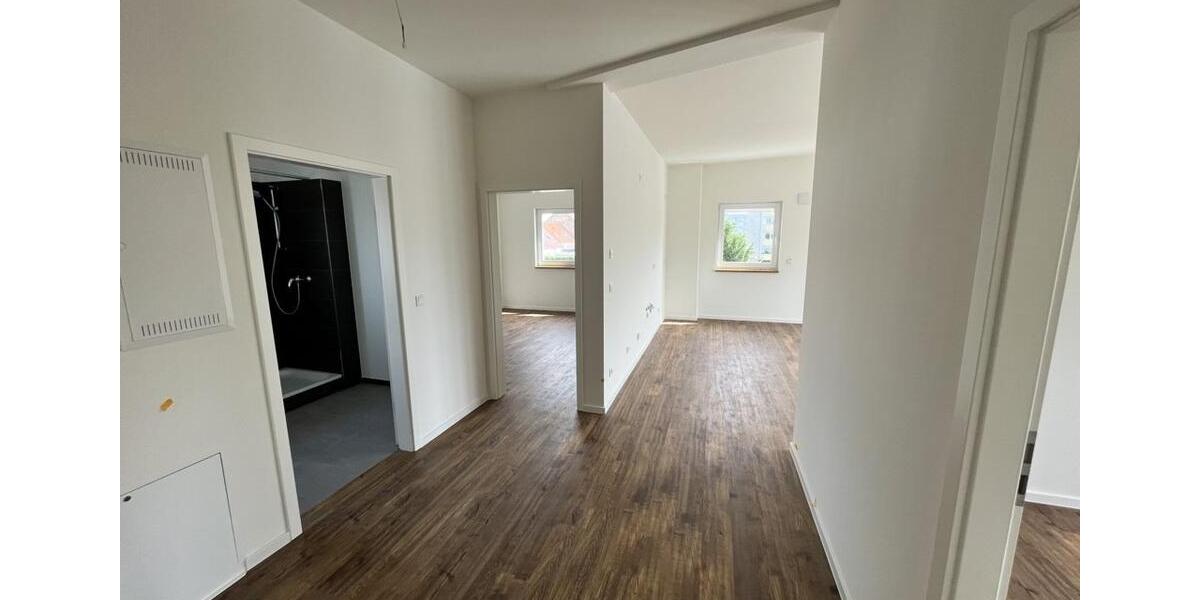 Etagenwohnung Nauen - 4 Zimmer, 90 m&sup2;, 1.330&euro; | Angebot:26232003