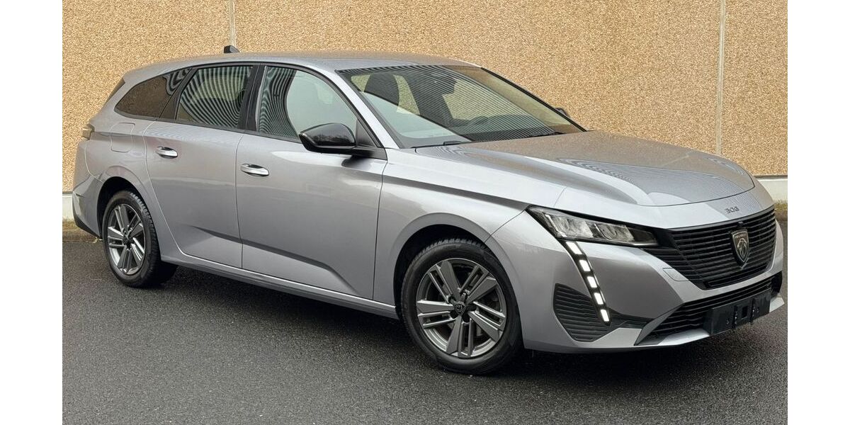 Peugeot 308 105.762 km 14.400 &euro; Mahlow 15831