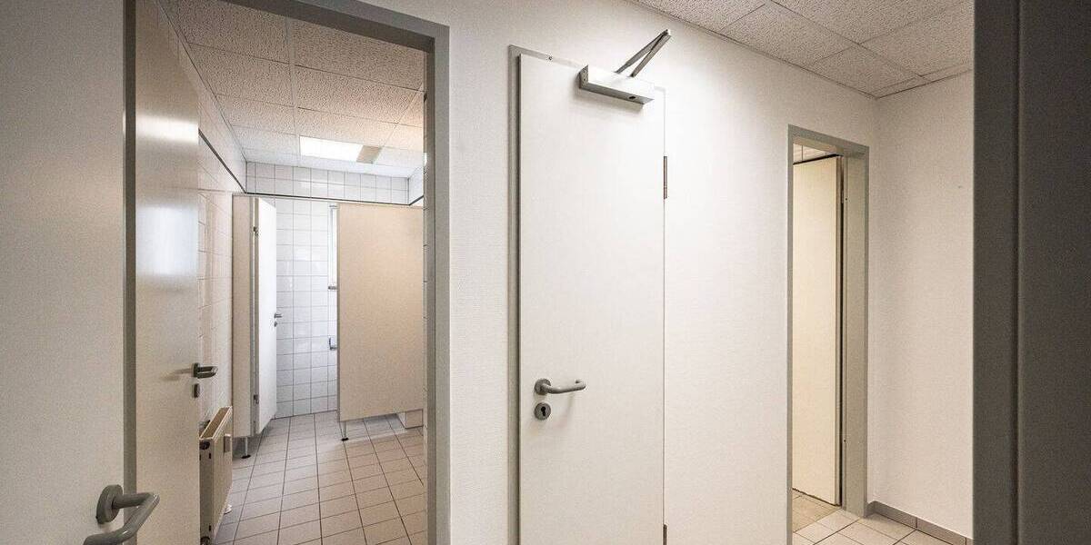 Gewerbeobjekt Wustermark Elstal - 4 Zimmer, 170 m&sup2;, 265.000&euro; | Angebot:26160801