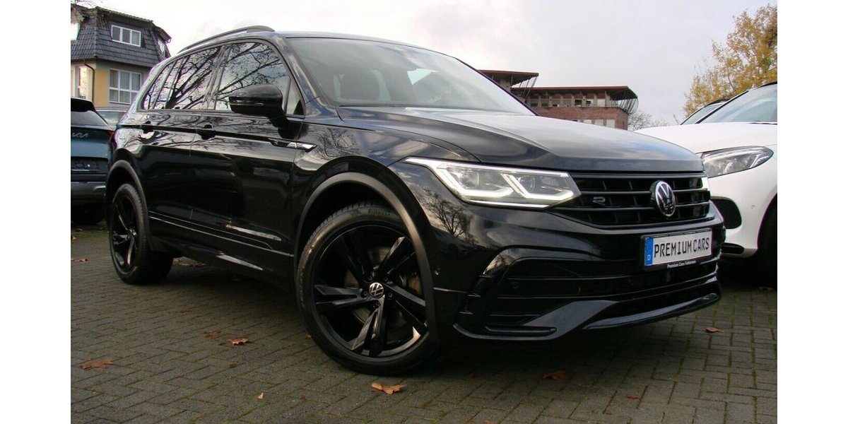 VW Tiguan 2.0TDi R-Line 4M BlackStyle ACC IQ LIGHT 41.763 km 35.980 &euro; Falkensee 14612