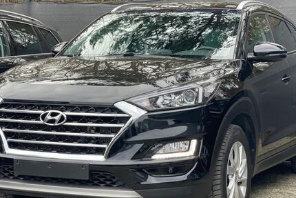 Hyundai TUCSON 141.000 km 13.700 &euro; Berlin 12107