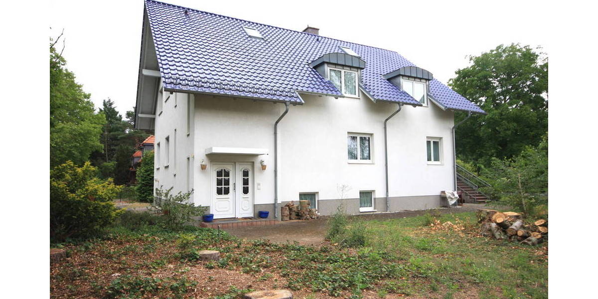 Großzügiges Einfamilienhaus mit Einliegerwohnung auf sonnigem Südgrundstück 1 zimmer