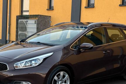 Kia ceed Sportswagon 137.000 km 7.480 &euro; Berlin 13587