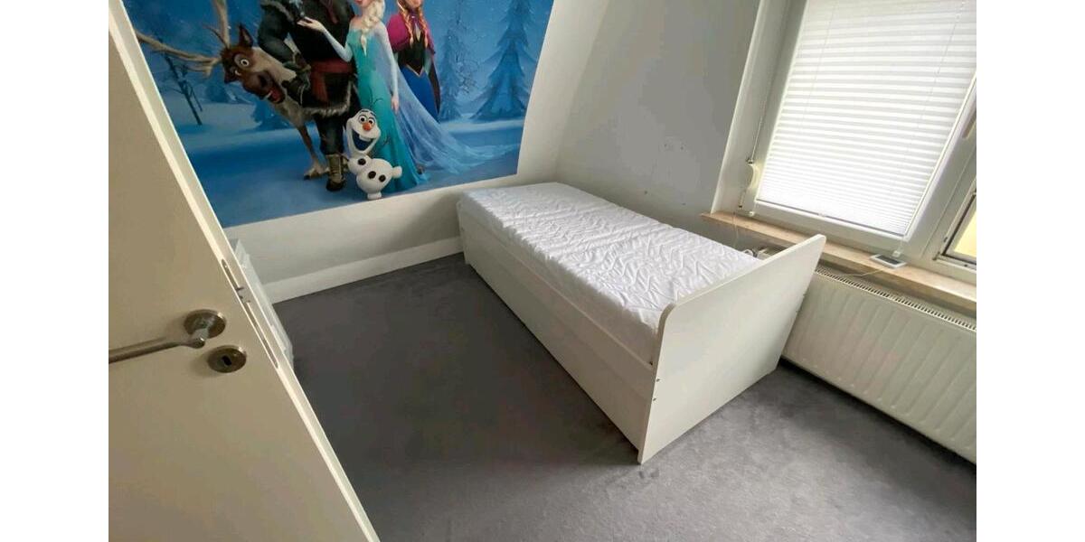 Doppelhaushälfte Nauen - 6 Zimmer, 100 m&sup2;, 2.200&euro; | Angebot:26194035