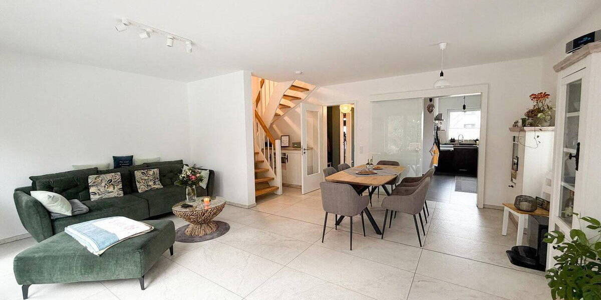 Reihenendhaus Berlin Spandau - 5 Zimmer, 151 m&sup2;, 2.790&euro; | Angebot:26527572