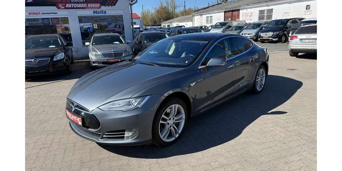 Tesla Model S 238.000 km 18.999 &euro; Nauen 14641