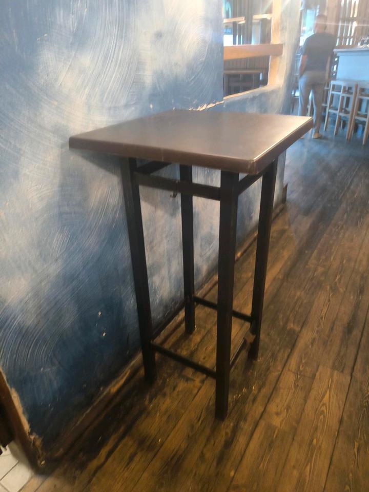 Gastronomie Tisch 30 Euro Stück zimmer