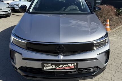 Opel Grandland (X) 30.669 km 21.490 € Ketzin 14669