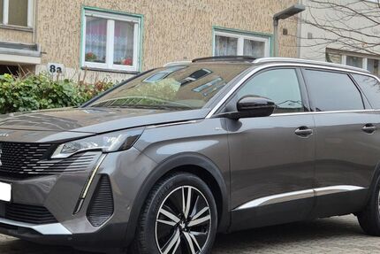 Peugeot 5008 33.000 km 27.900 &euro; Berlin 12055
