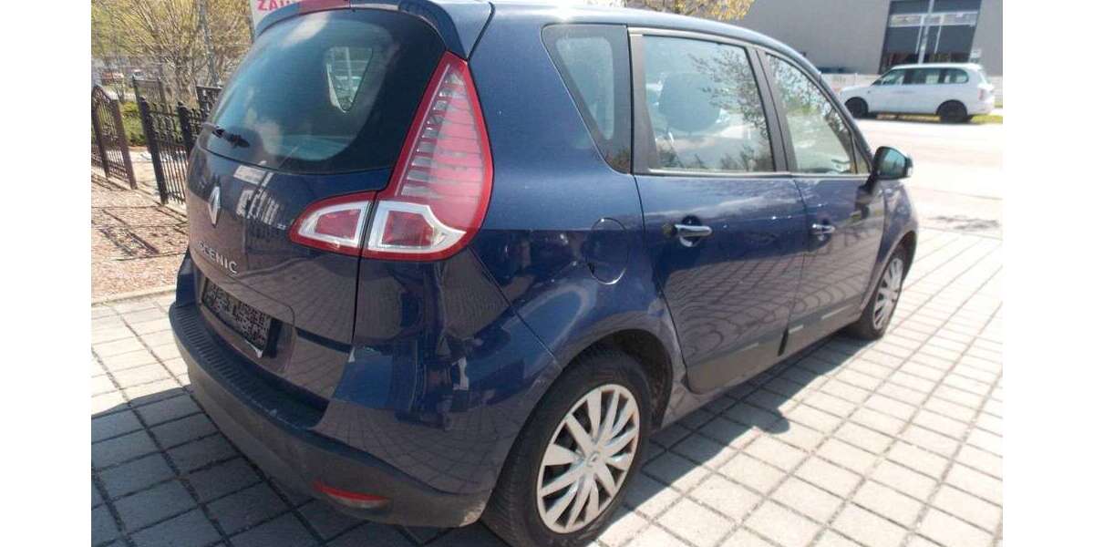Renault Scenic 164.000 km 2.200 &euro; Mahlow 15831
