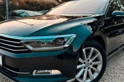 VW Passat 136.500 km 15.990 € Großbeeren 14979