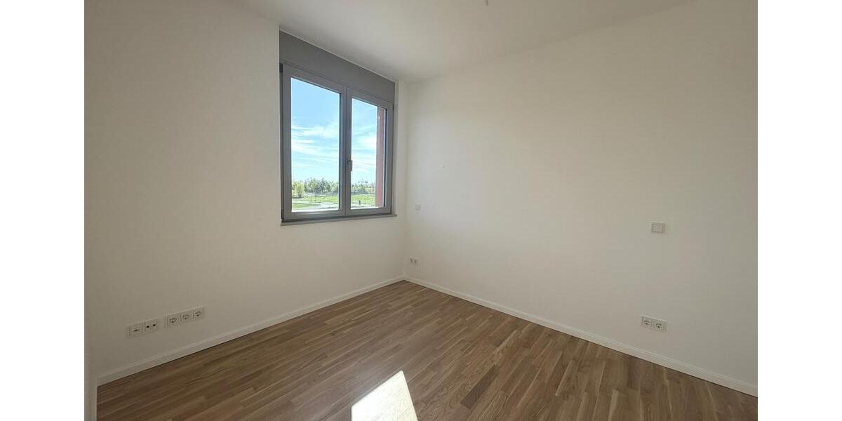 Etagenwohnung Nauen - 3 Zimmer, 63 m&sup2;, 885&euro; | Angebot:26427529