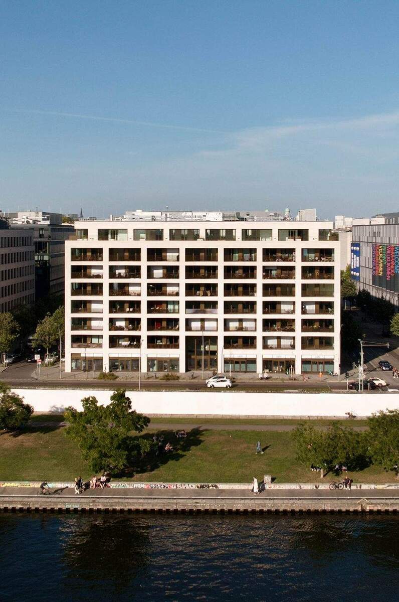 Urbanes Wohnen vis-à-vis der Spree - direkt an der East Side Gallery 2 zimmer