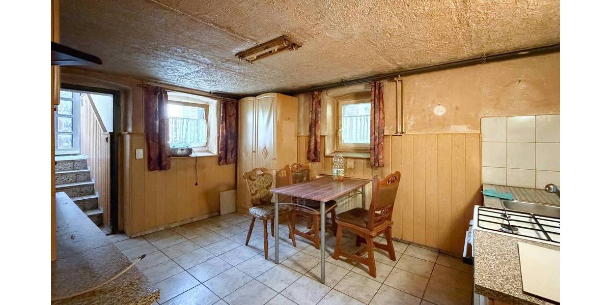 Stolzes 30er Jahre Haus auf riesigem Grundstück mit Nebengelassen (SANIERUNGSBEDÜRFTIG) - Einfamilienhaus Michendorf Michendorf | Angebot:26905596
