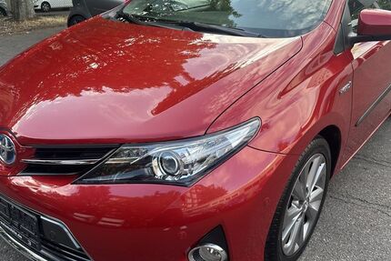 Toyota Auris 48.188 km 13.490 &euro; Berlin 12249