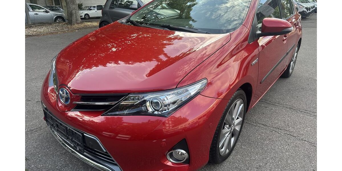 Toyota Auris 48.188 km 13.990 &euro; Berlin 12249